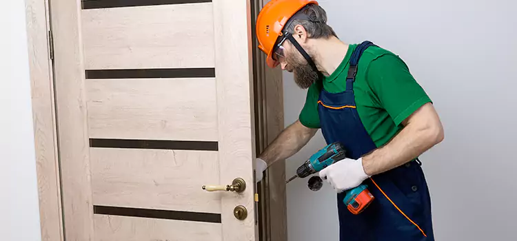 Replace Internal Door Handle with Lock Eustis